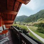 Ganahl Tatil Evi *